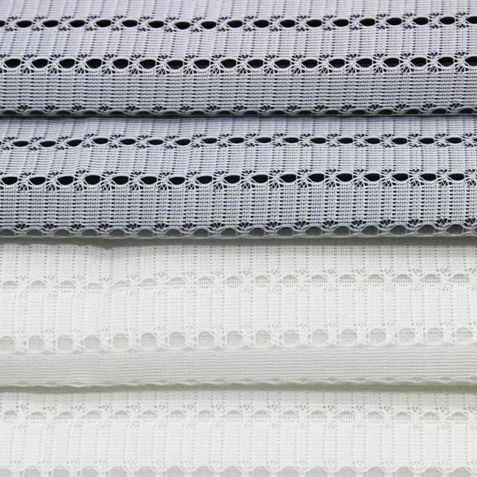 320gsm 75D Space Mesh Fabric Áo polyester lưới nhẹ cho quần áo thể thao 3