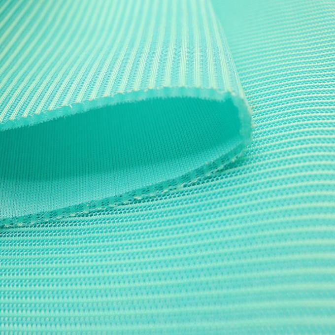 Sản phẩm có độ ẩm hấp thụ Air Mesh Fabric 3mm Polyester Mesh Material 0.5mm - 6mm 2