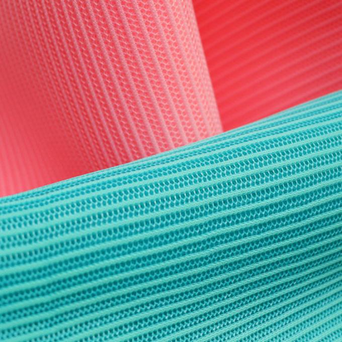 Sản phẩm có độ ẩm hấp thụ Air Mesh Fabric 3mm Polyester Mesh Material 0.5mm - 6mm 0