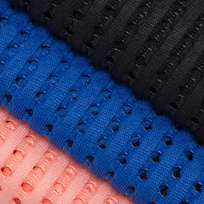 3 - 6mm 350 - 560GSM Warp Knit Mesh 3d Spacer Mesh Fabric For Garment 5
