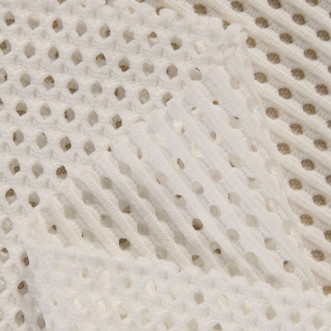 3 - 6mm 350 - 560GSM Warp Knit Mesh 3d Spacer Mesh Fabric For Garment 4
