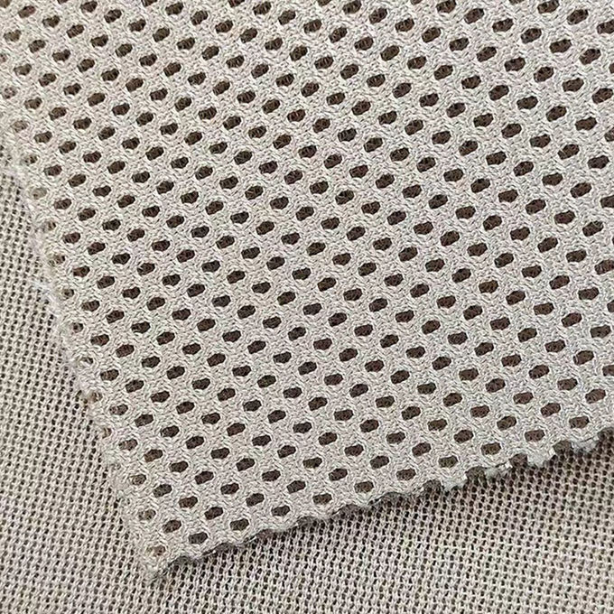 Vải lưới 3D dệt có thể thở được 3D Space Mesh 100% Polyester 600GSM 1